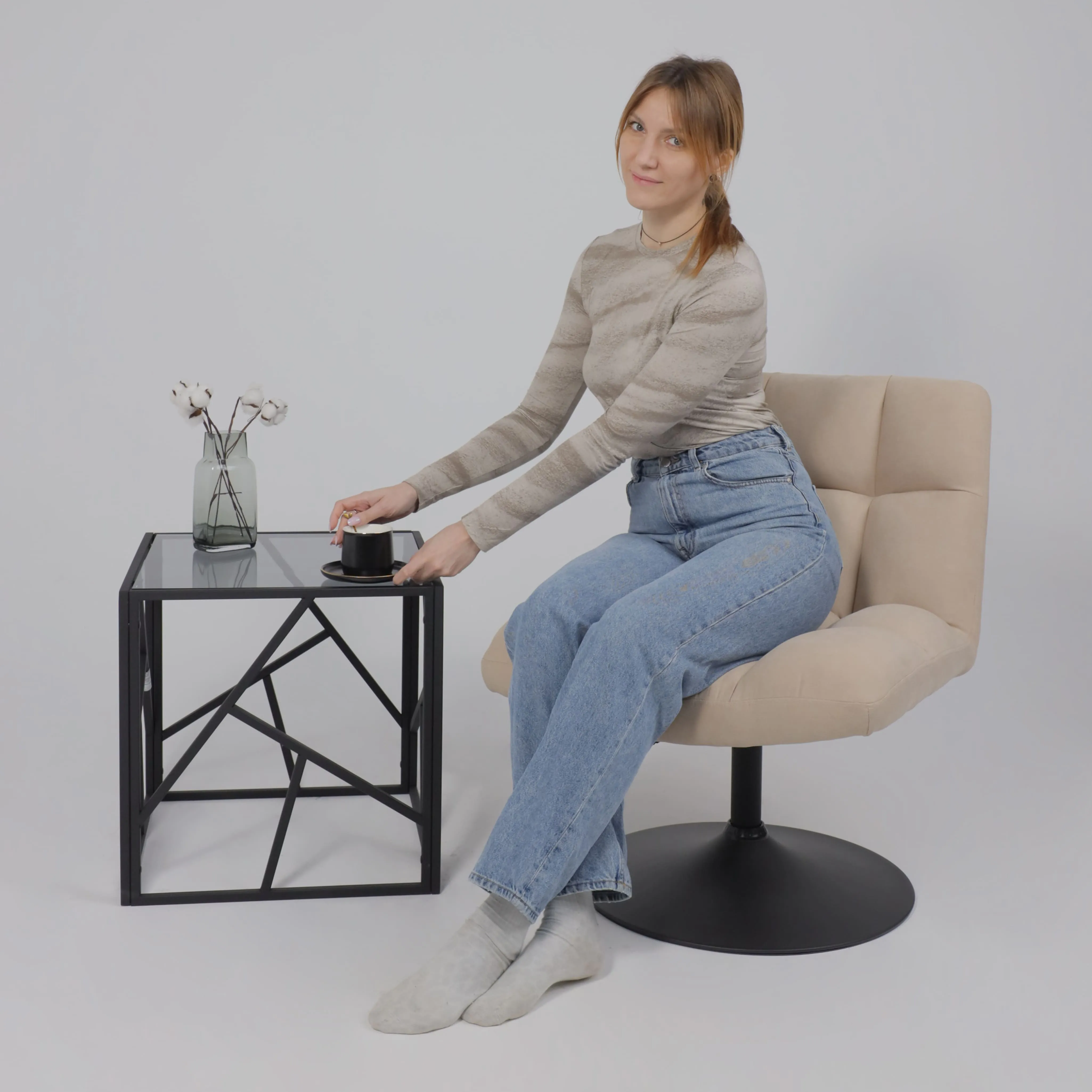Кресло GRANDE, поворотное, песочная ткань Linen Fabric-3/черный