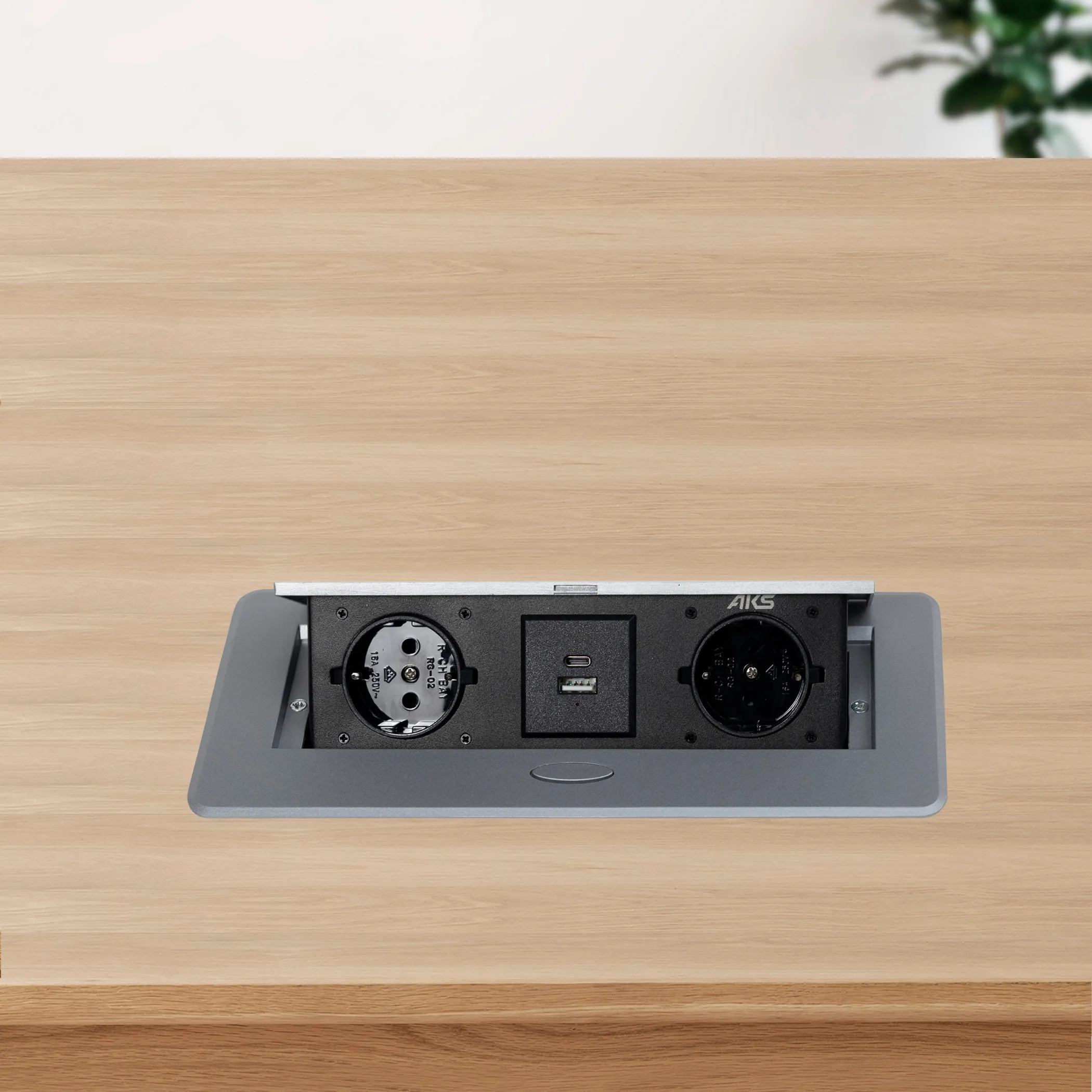 Выдвижной удлинитель Nova USB, 2 розетки, USB A + USB C, алюминий, AKS